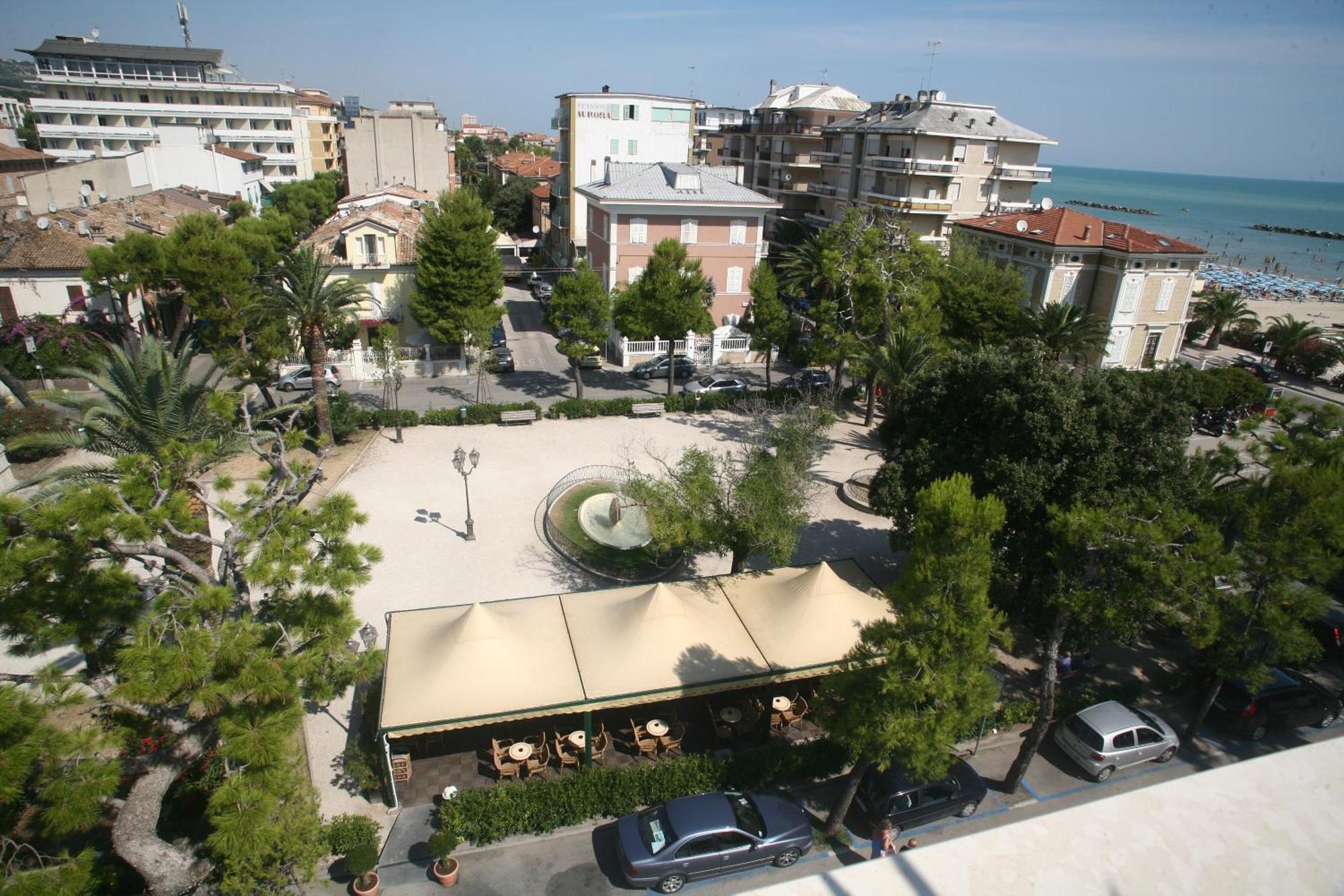 Hotel Victoria Porto San Giorgio Exterior foto